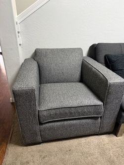 Single couch