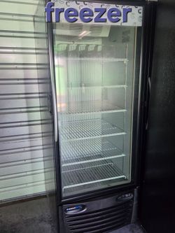 Refrigerator.  Refrigeradores industrial