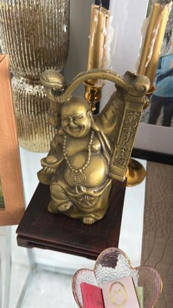 2 Buddha w stand