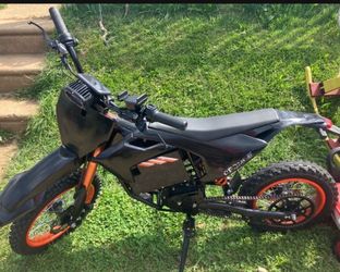 Electric dirtbike goes 62 miles per hour
