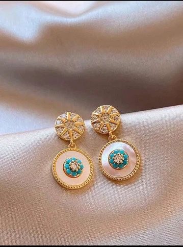 Women’s Unique Turquoise Round Disc Earrings
