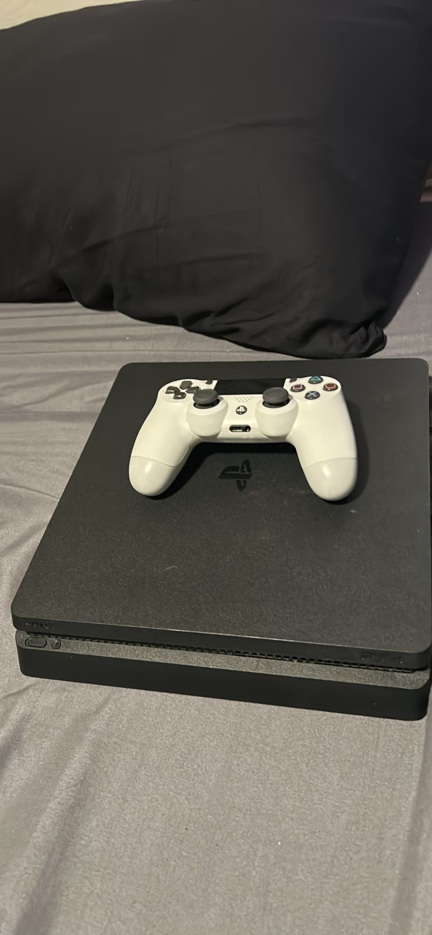 PS 4 And Controller