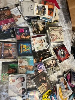 Cds / movies , music albums