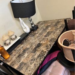 Dining Room Set (read Bio)