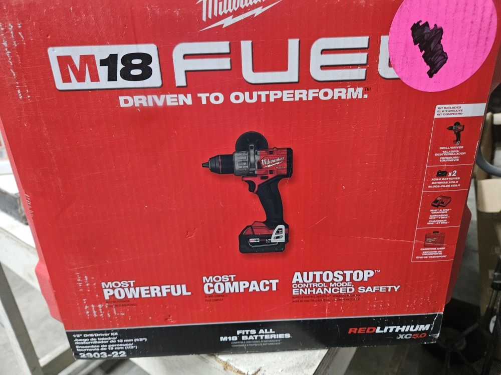 Milwaukee M18 1/2" Drill Driver Kit