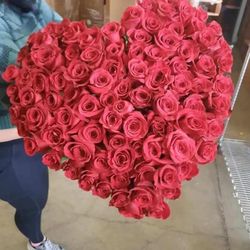 50-300 Roses Bouquet