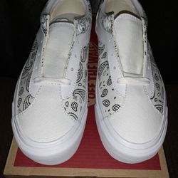 Vans Size 6 and 7 In Boys
