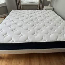 King Hybrid Medium Firm Mattress