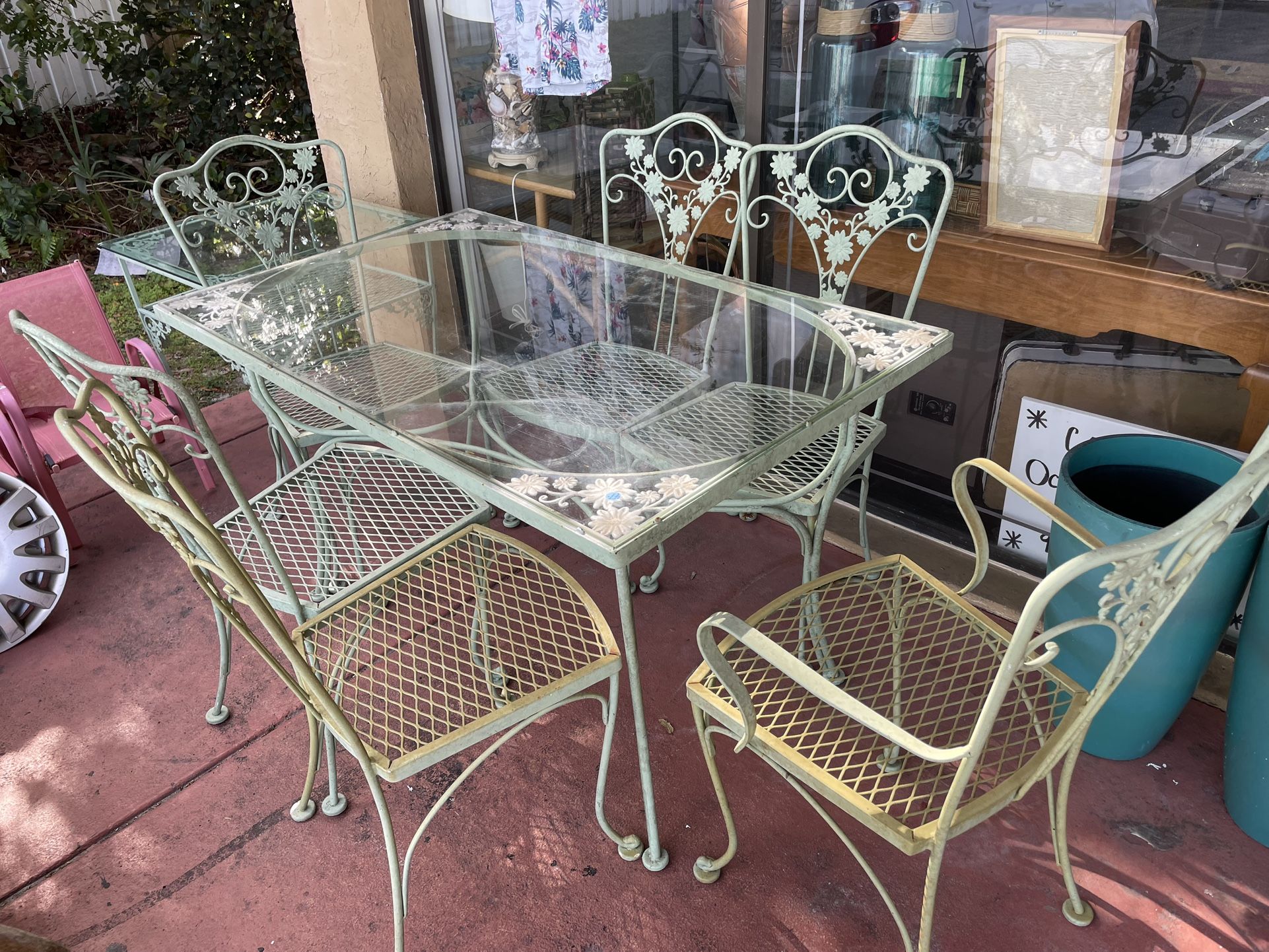 Vintage Wrought Iron Outdoor Patio Set