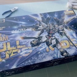 StrikeFreedom GUNDAM MG Full Burst Mode