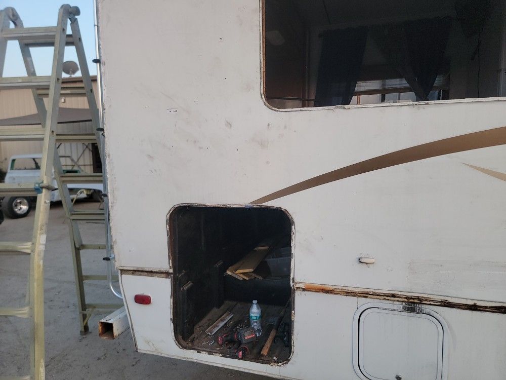 Rv And Tralier Repair