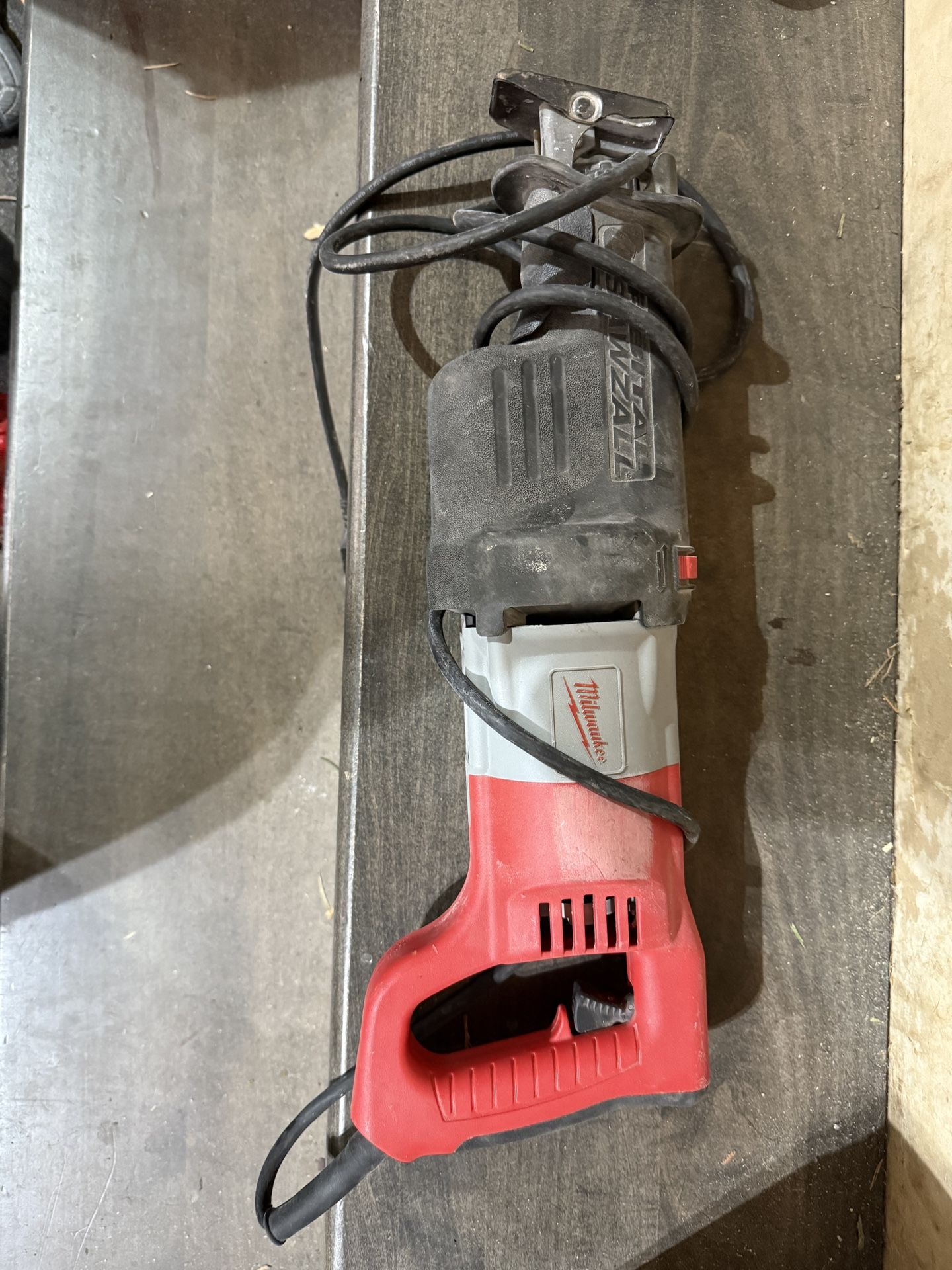 Milwaukee Sawzall 