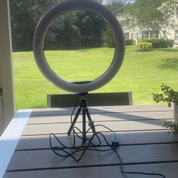 Ring Fluorescent Continuous Light It is widely applied to outdoor photo light W/ Tripod 