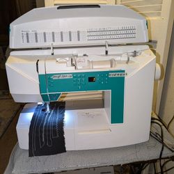 Jade 120 By Viking Husqvarna With Case N Pedal