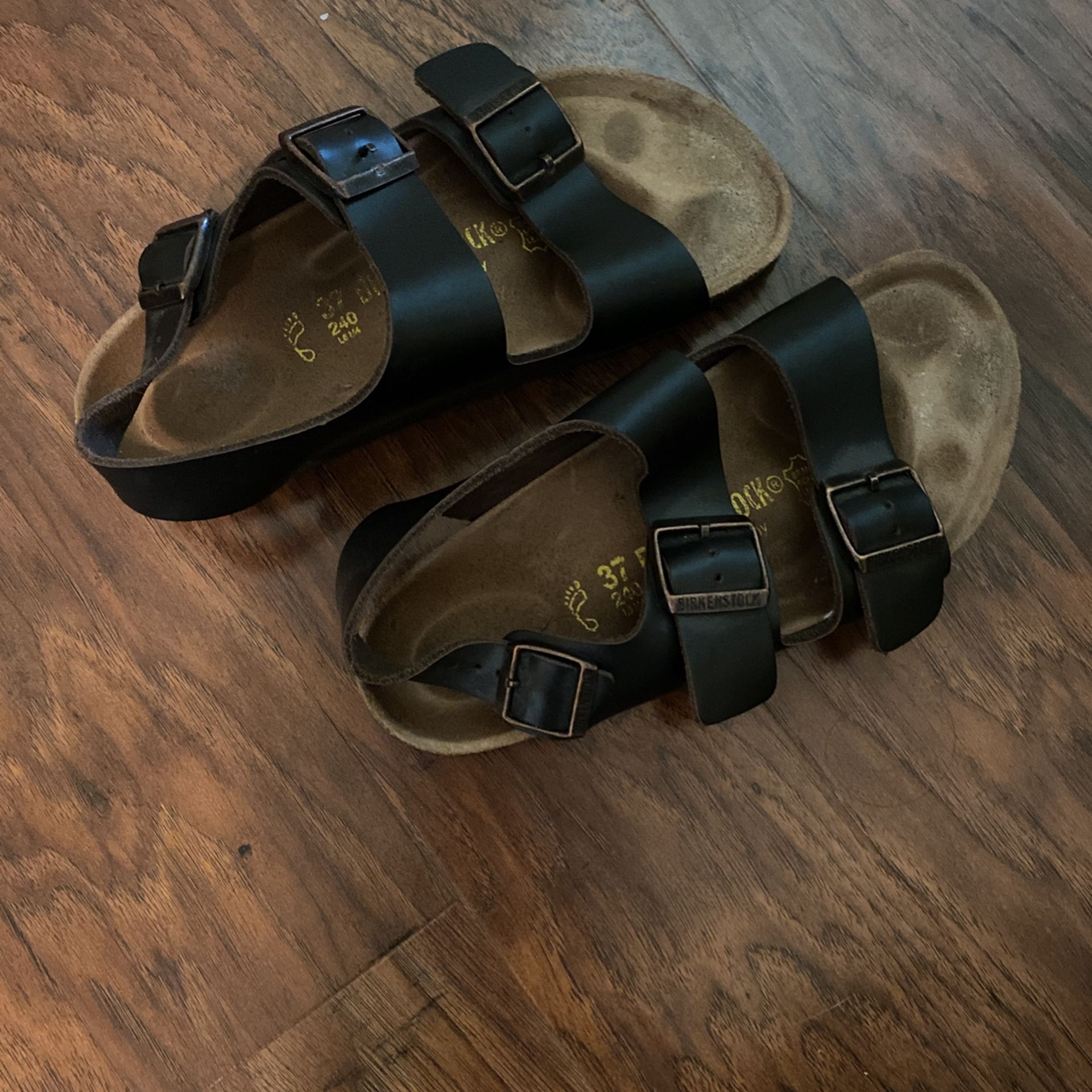 Black Leather Birkenstocks W/Strap