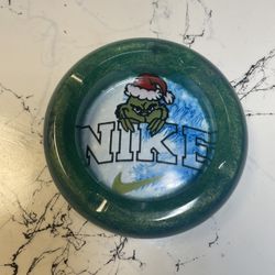 Grinch x Nike Ashtray 