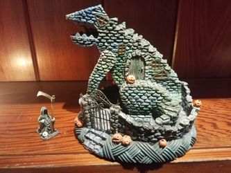T-Rex House Nightmare Before Christmas Hawthorne Village Collection & Reaper Disney