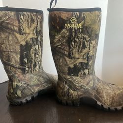 Magellan Outdoors Camo Real Tree Hunting Boots Waterproof Size 11