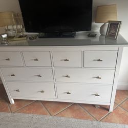 8-Drawer IKEA HemnesDresser 