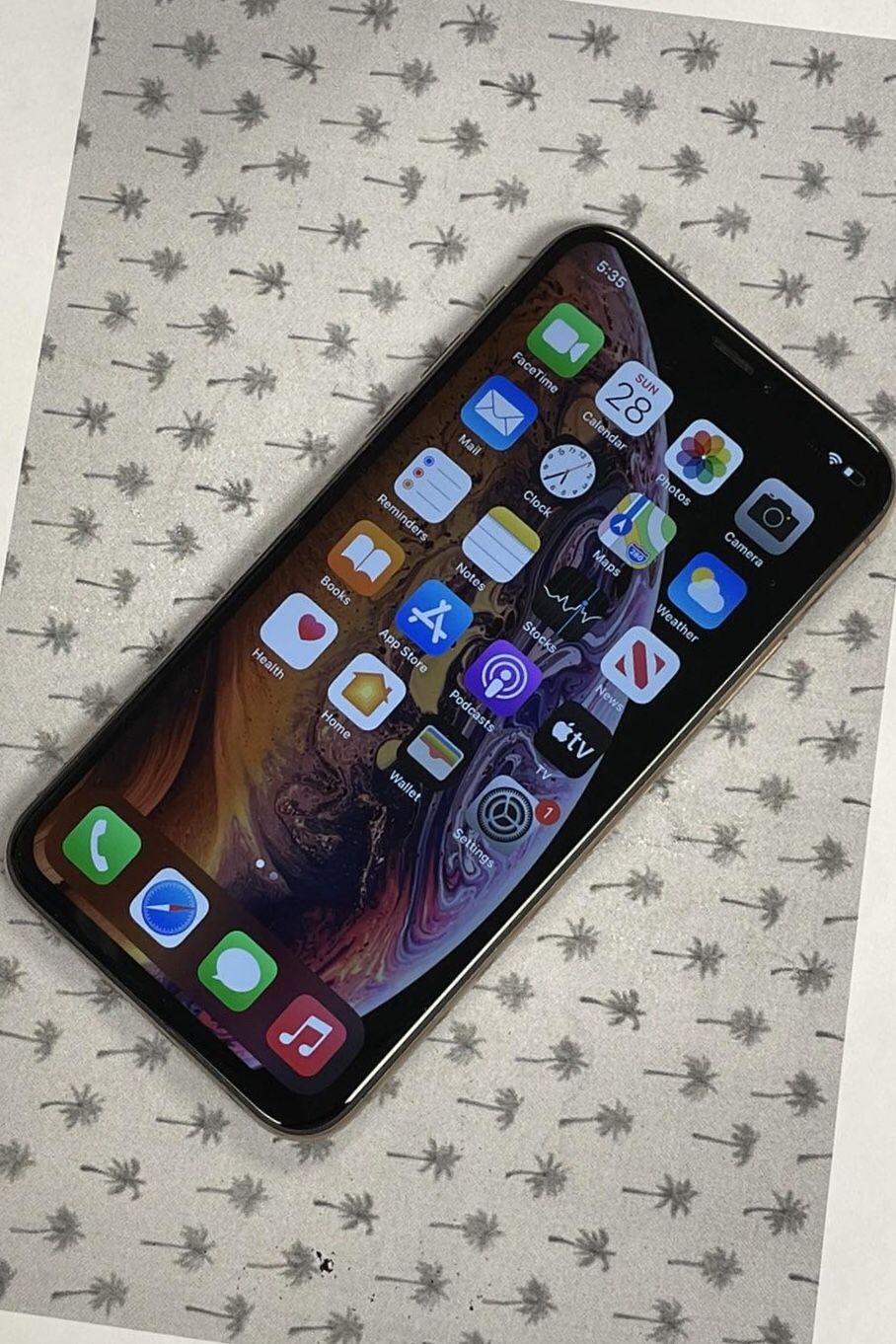 IPhone Xs(64gb)Factory Unlocked