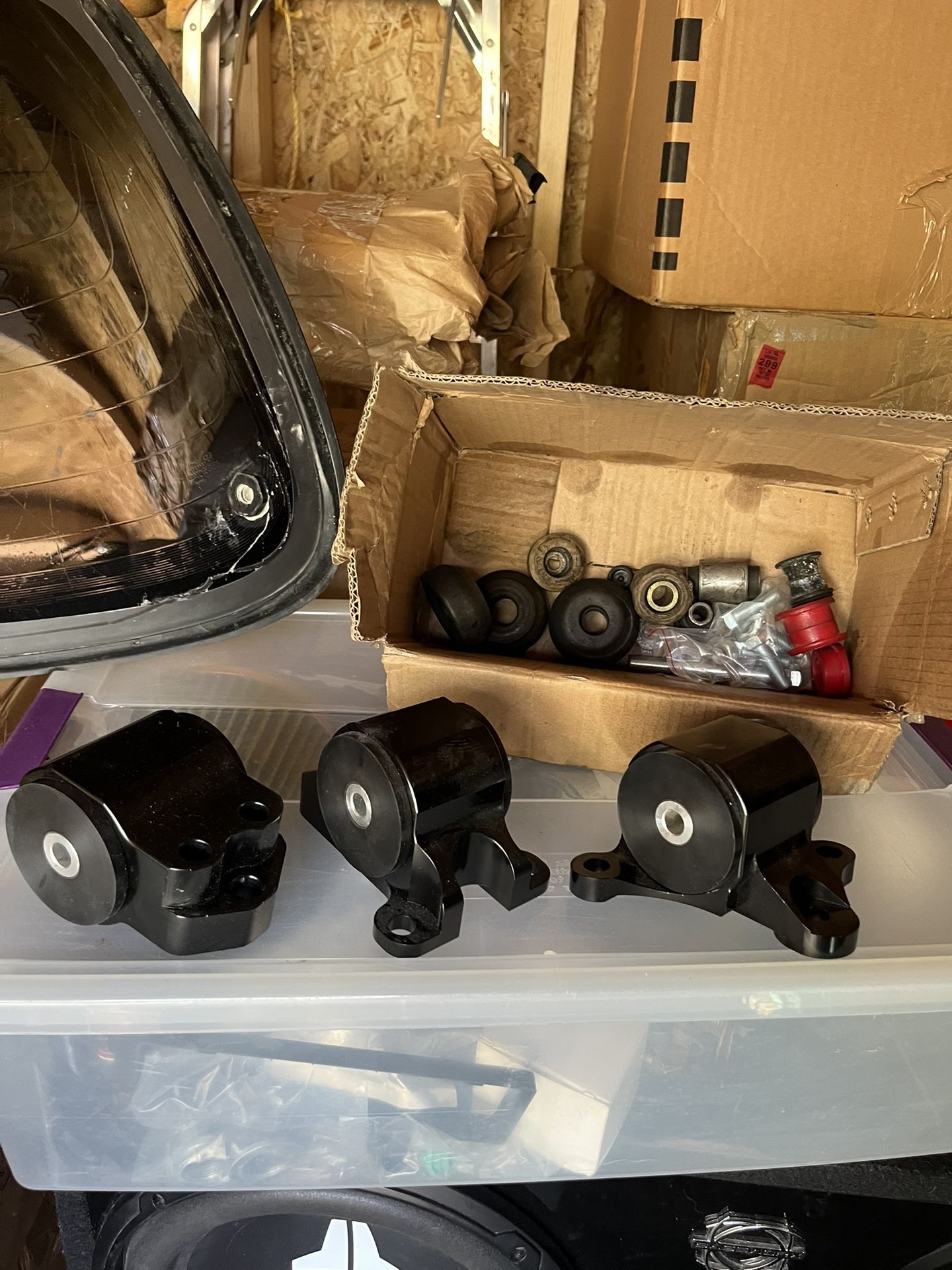 B Series Mount