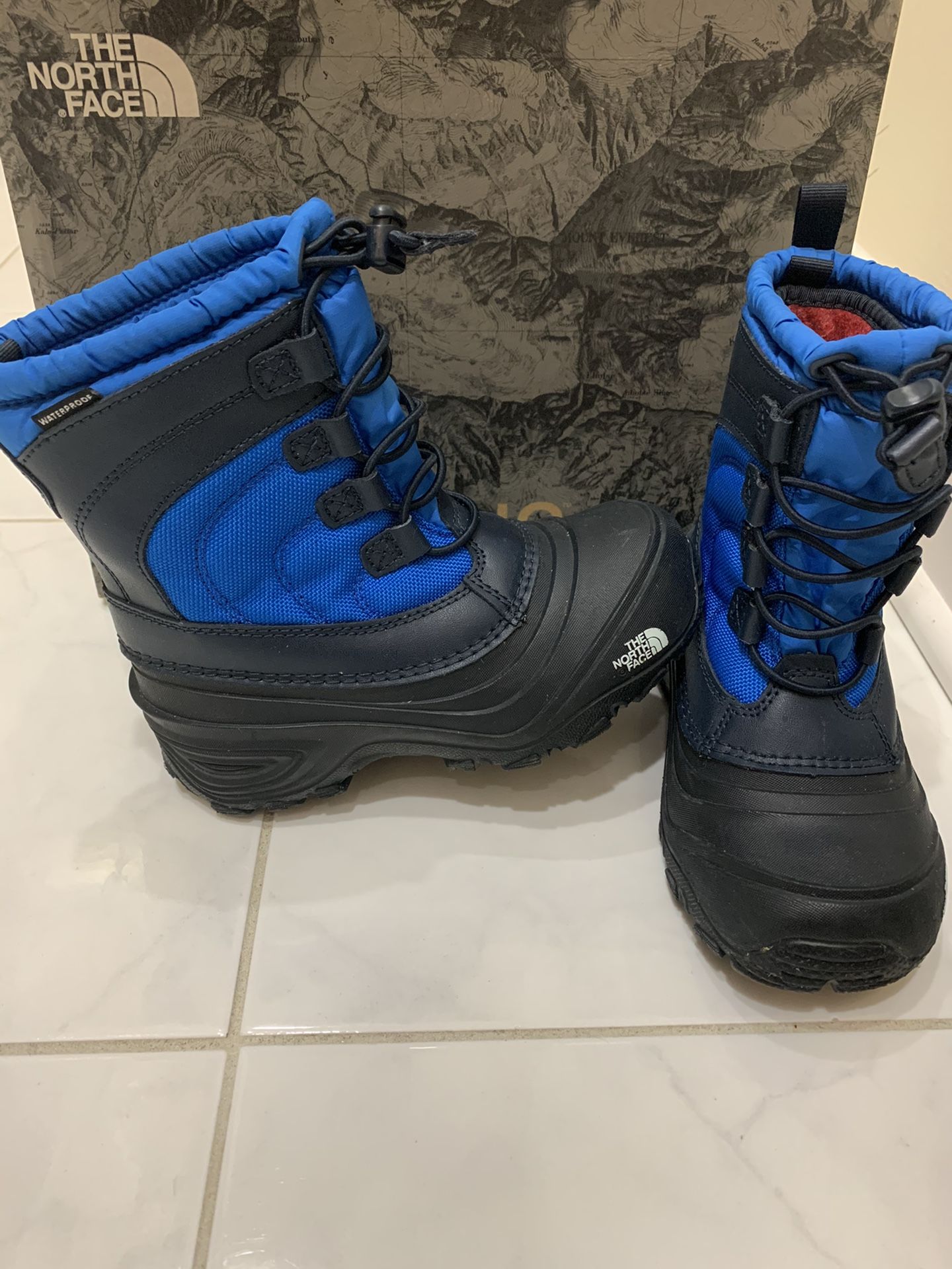 The North Face snow boots kids size 13