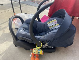 MAXI COSI INFANT SEAT
