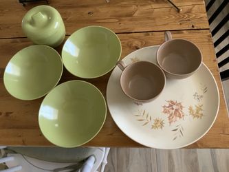 Vintage Melamine Bowls, Sugar Bowl, Plate, And Cups