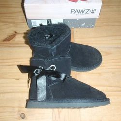 Brand New - Bearpaw Boots - Black - Size 1 Youth
