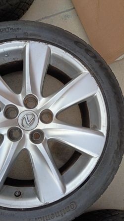 2008-2012 Lexus LS 600HL

Size: 18" x 7.5", 5 Lug, 120mm Bolt Pattern, 32mm Offset
Finish: Silver
OE:
Description: Used 9 Spoke Factory Alloy Rim
Cond