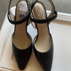 Zapatos Nuevos Size 8/5