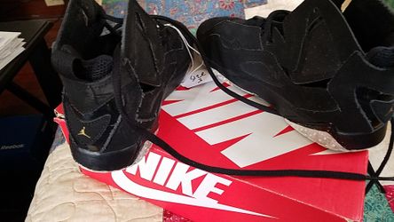 Boys Jordan's size 3