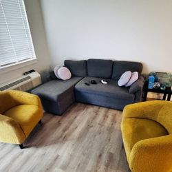 A beautiful gray fabric sofa bed and two yellow armchairs 💛 they go together beautifully, the fabric is the same, and the condition is excellent.