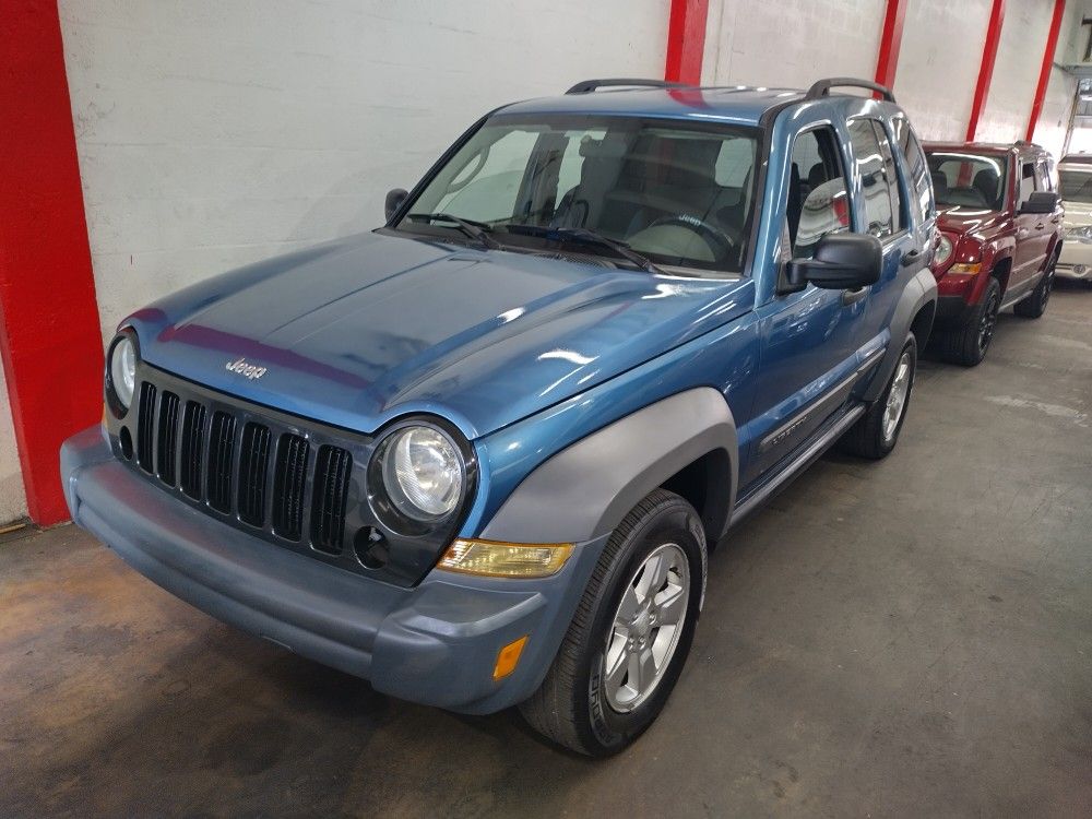 2006 JEEP LIBERTY SPORT