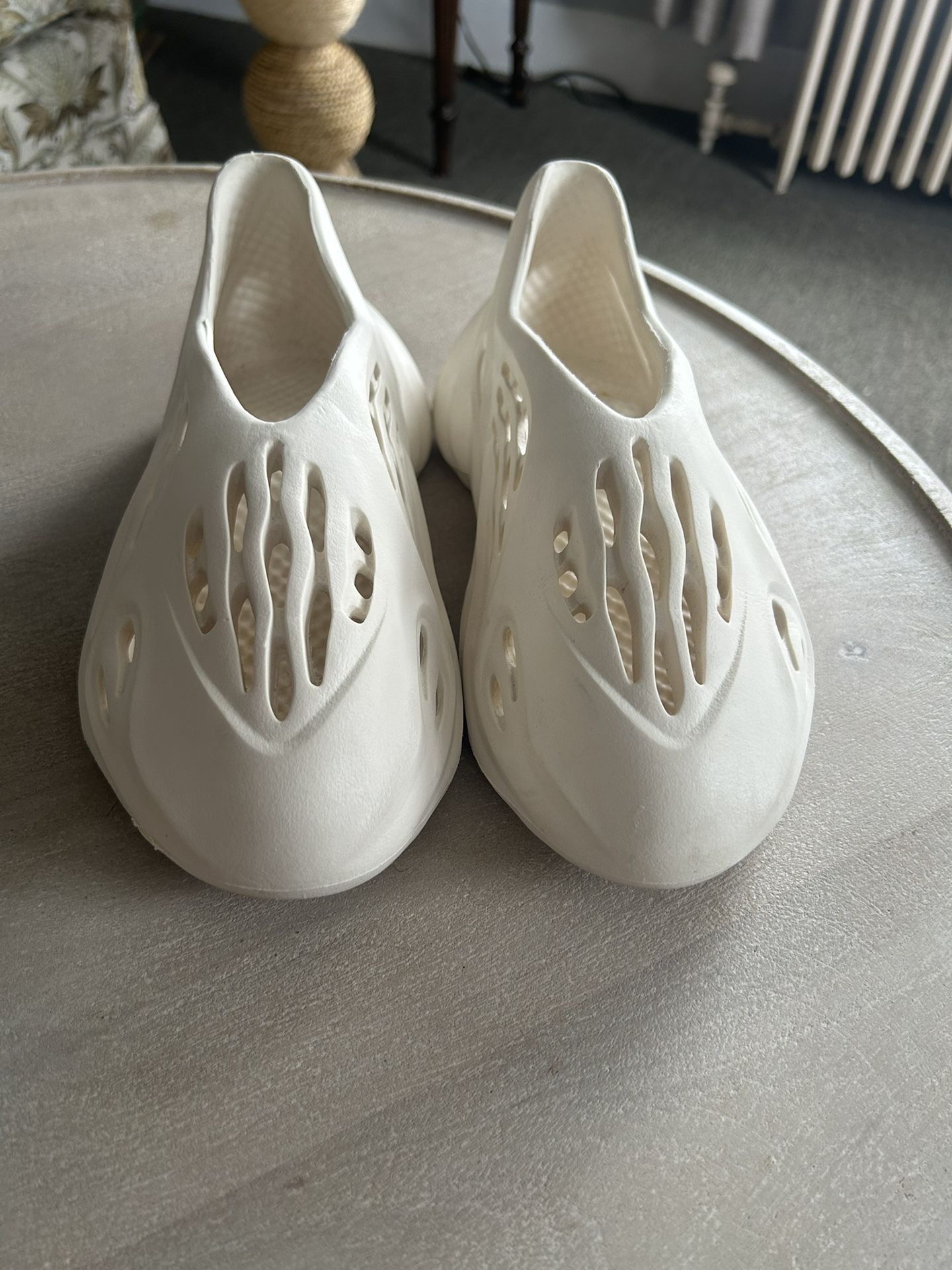 Yeezy Size 5