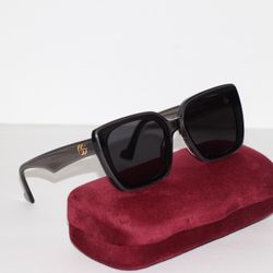 Gucci Classic Sunglasses 