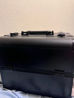 Eyelash extension storage kit