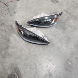 2002-04 Toyota Camry Headlights 
