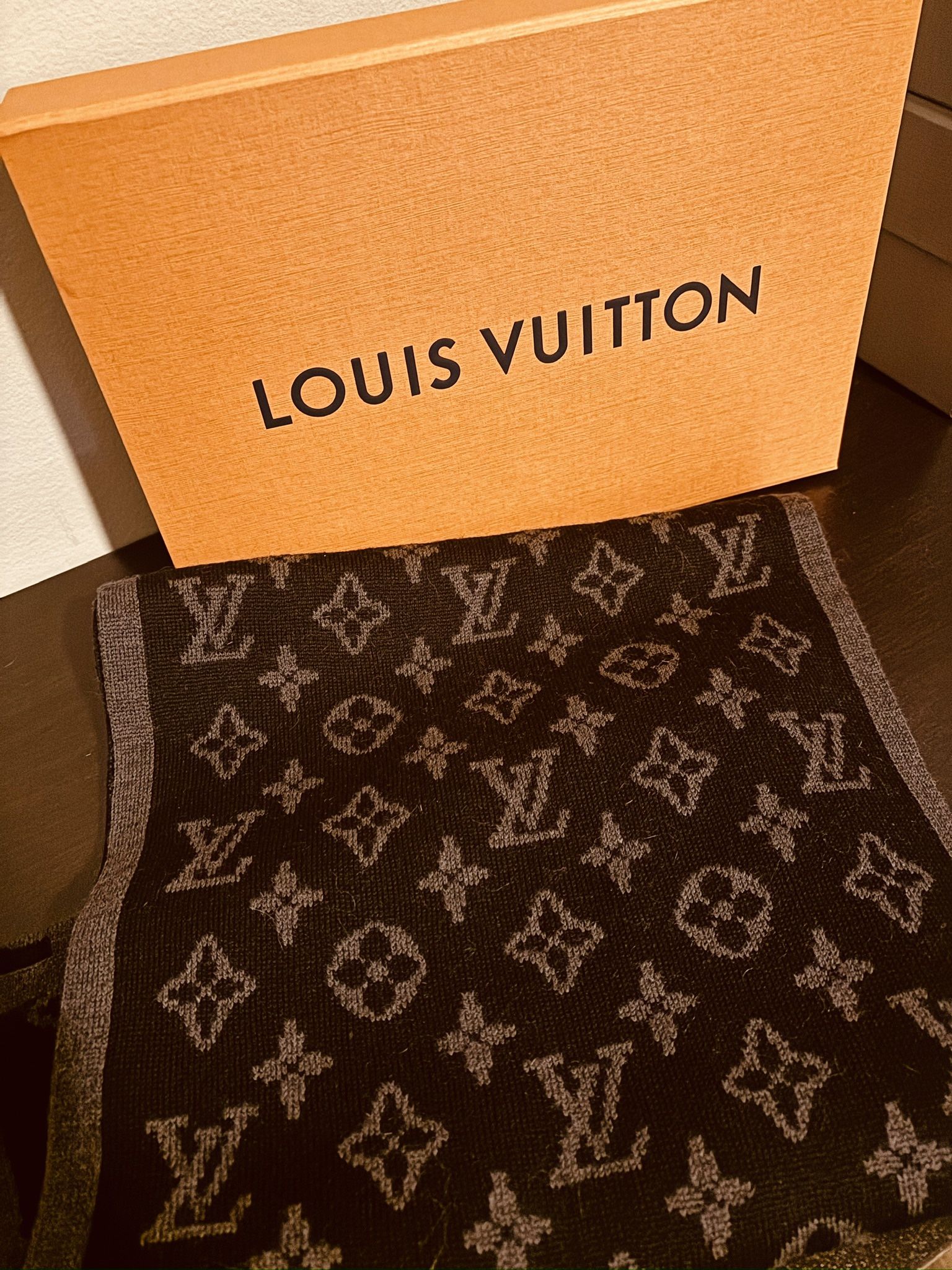 Louis Vuitton Reversible Scarf