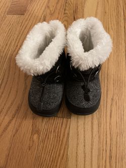 Toddler Winter Boots Size 6-6.5