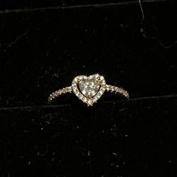 Size 6 Rose Gold Heart Ring