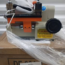 Key Cutting Machine 🗝️🔐