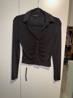 New never worn Black Button Up Long Sleeve Ruched Crop Top Size Small