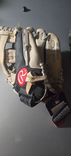 Baisbol gloves for kids