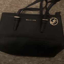 MK Purse 