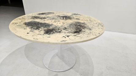 Full Moon table