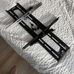 TV wall mount