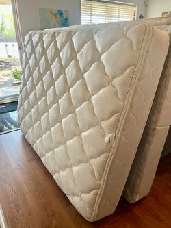 Beautiful mattress box spring and frame