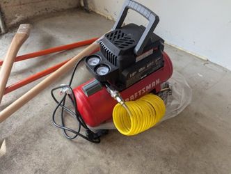 Craftsman 2 gal air compressor kit, works, full accessories
