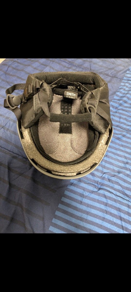 Smith Snowboarding Helmet 